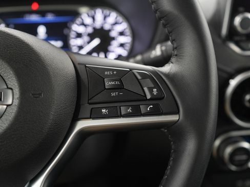 Used 2020 Nissan Sentra SV FWD image 24