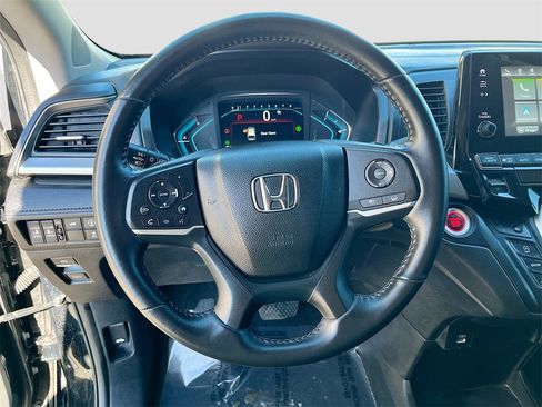 Used 2024 Honda Odyssey EX-L image 11