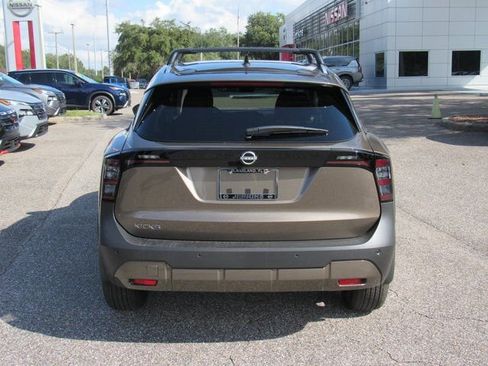 New 2026 Nissan Kicks SV w/ SV Premium Package image 4