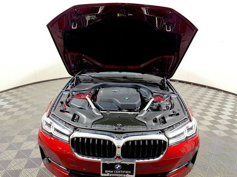 Certified 2023 BMW 530i xDrive w/ Convenience Package image 32