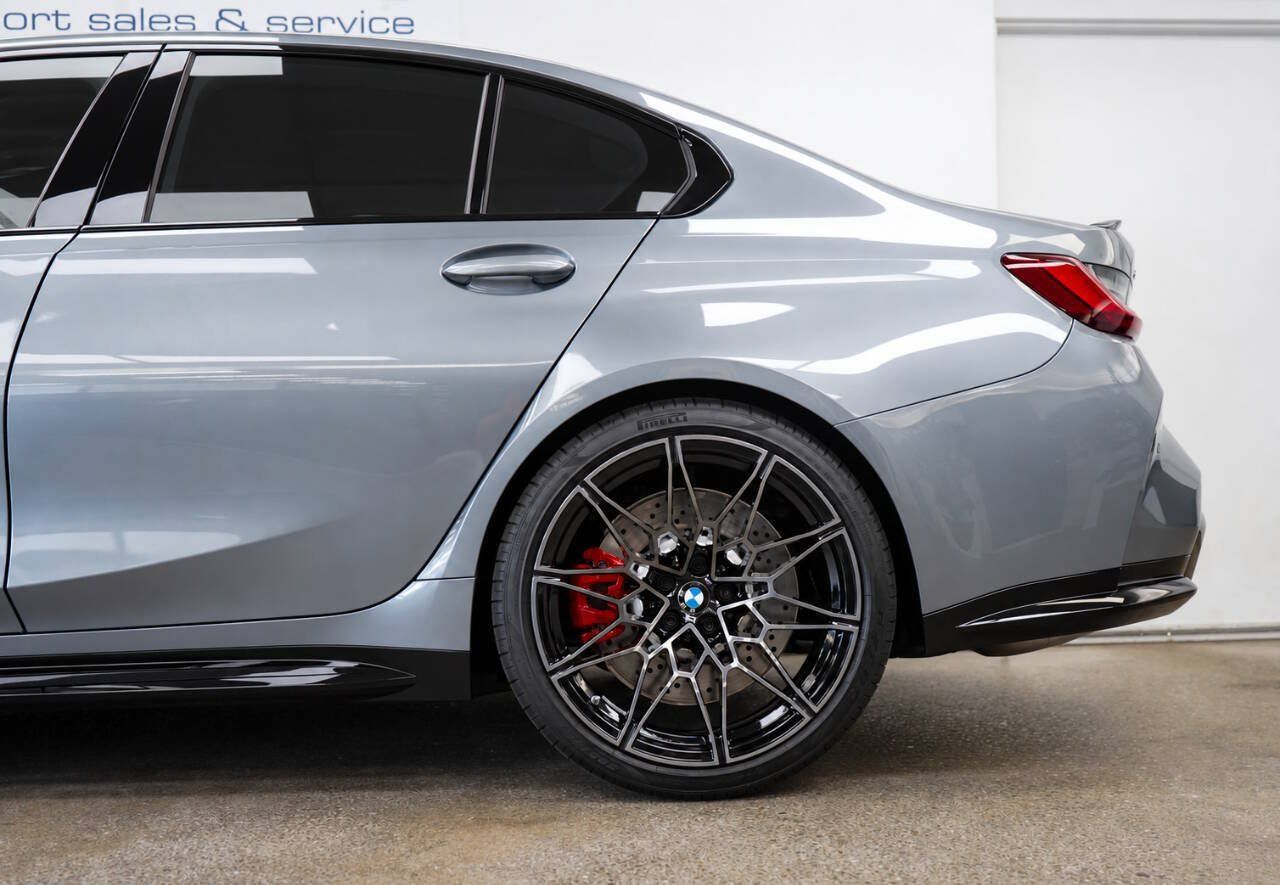 Used 2027 BMW M3 Competition AWD/4WD image 11
