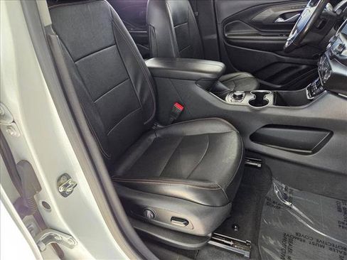 Used 2021 GMC Terrain SLT image 19