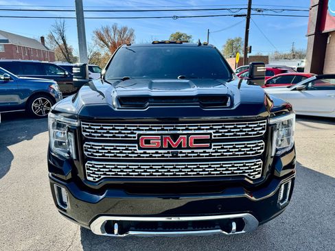 Used 2020 GMC Sierra 3500 Denali w/ Denali Ultimate Package image 9