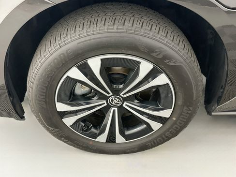 Used 2024 Toyota bZ4X AWD w/ Weather Package image 11