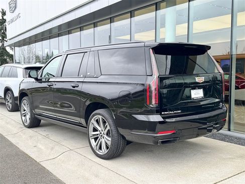 New 2026 Cadillac Escalade ESV Sport image 3