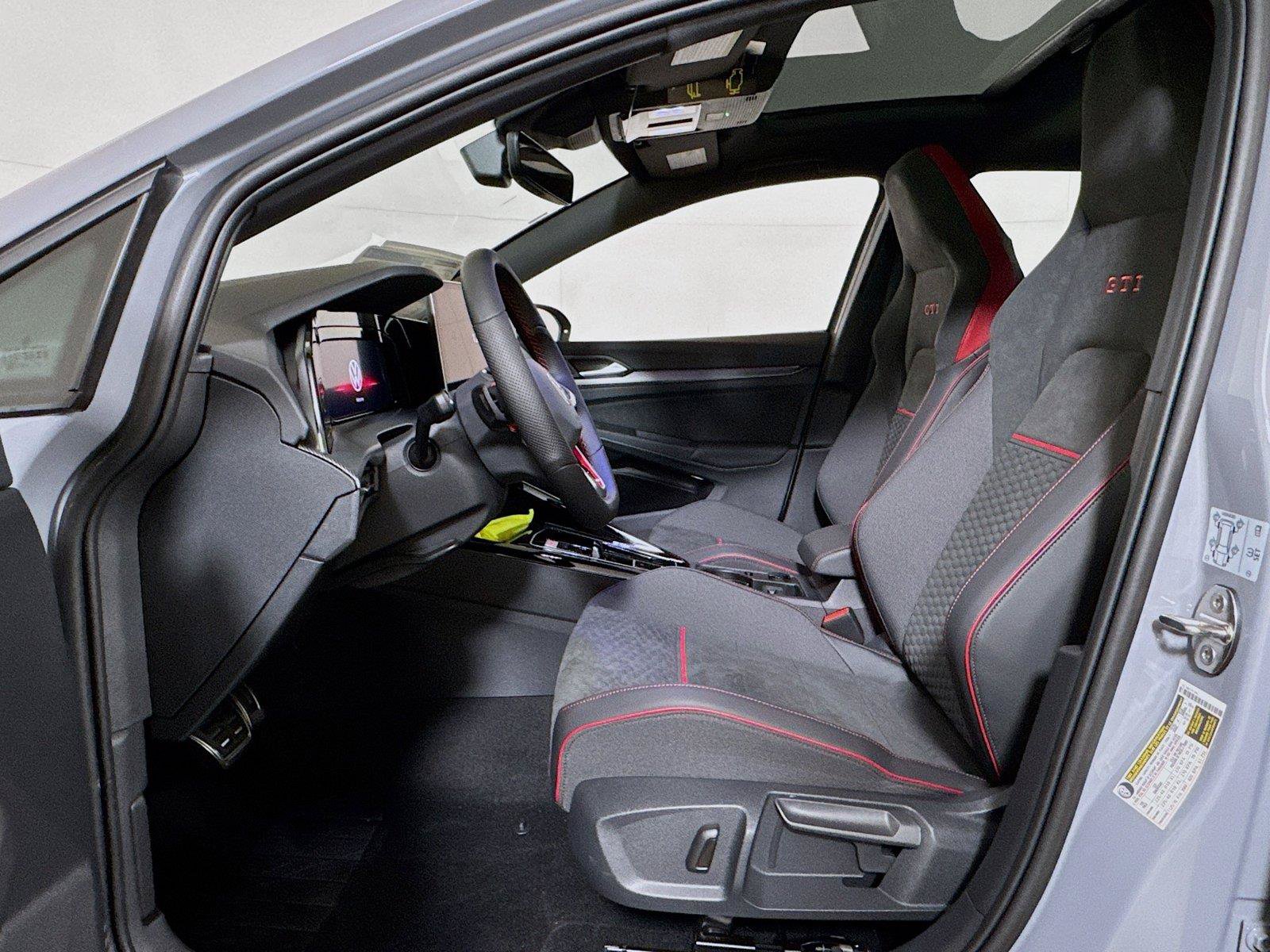 New 2026 Volkswagen Golf SE FWD image 12