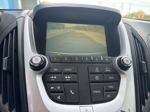 Used 2016 Chevrolet Equinox LT w/ Convenience Package image 17