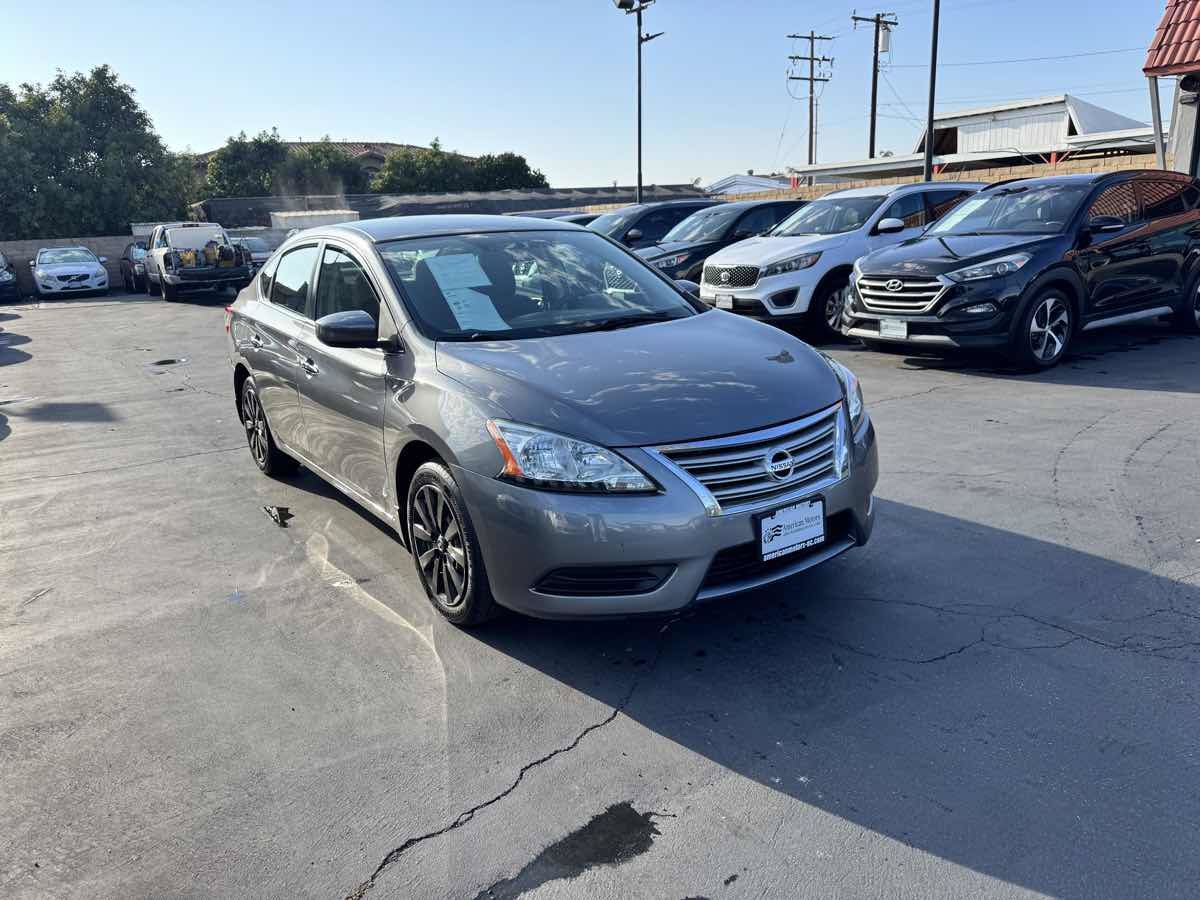 Used 2015 Nissan Sentra S FWD image 9