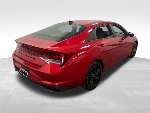 Used 2023 Hyundai Elantra SEL w/ Cargo Package image 8