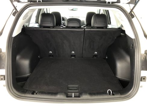 Used 2019 Jeep Compass Limited AWD/4WD image 8