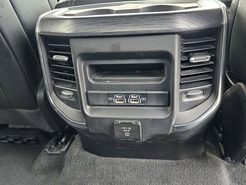 Used 2024 RAM 1500 Laramie AWD/4WD image 11