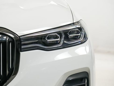 Used 2021 BMW X7 xDrive40i AWD/4WD image 6