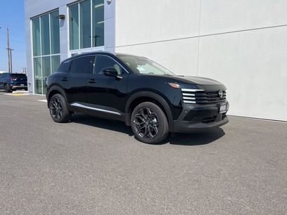 New 2025 Nissan Kicks SR