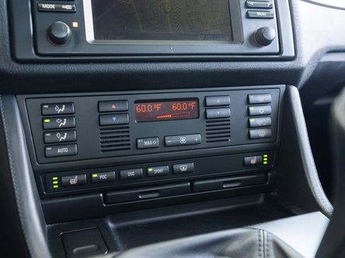 Used 2001 BMW M5 RWD image 37