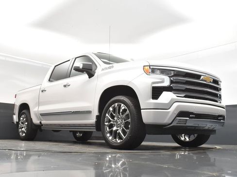 New 2025 Chevrolet Silverado 1500 High Country AWD/4WD image 48