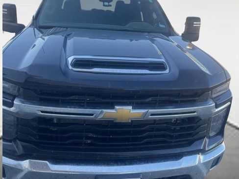 Used 2025 Chevrolet Silverado 3500 LT w/ Convenience Package image 20