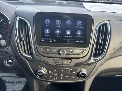 Used 2022 Chevrolet Equinox RS w/ Infotainment Package image 14