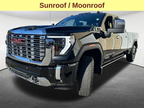 Used 2024 GMC Sierra 2500 Denali w/ Denali Reserve Package image 5