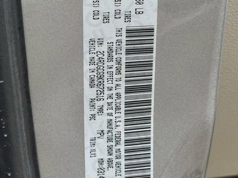 Used 2019 Dodge Grand Caravan SXT image 9