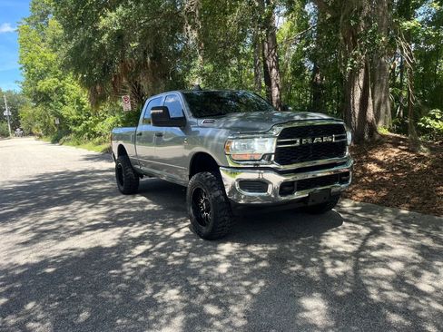 Used 2023 RAM 2500 Tradesman AWD/4WD image 2