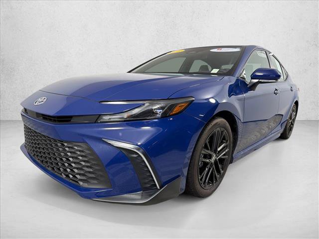 Used 2026 Toyota Camry SE FWD image 7