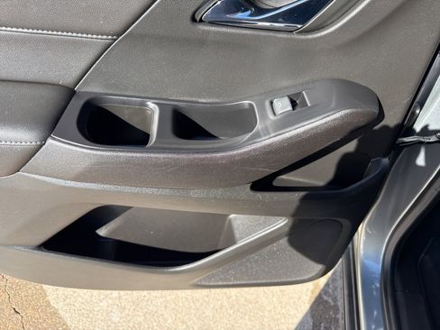 Used 2023 Chevrolet Traverse LT w/ Midnight/Sport Edition image 26