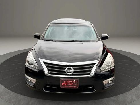 Used 2015 Nissan Altima 2.5 SL w/ Moonroof Package FWD image 2