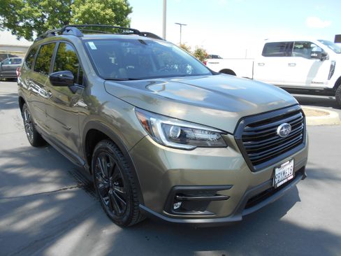 Used 2022 Subaru Ascent Onyx Edition AWD/4WD image 6