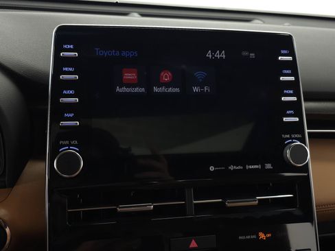 Used 2022 Toyota Avalon Limited w/ Advanced Safety Package FWD image 23
