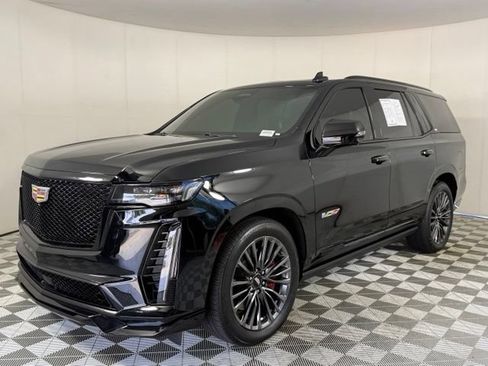 Certified 2023 Cadillac Escalade V AWD/4WD image 2