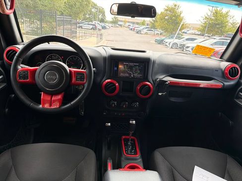Used 2017 Jeep Wrangler Unlimited Sport w/ Max Tow Package AWD/4WD image 28