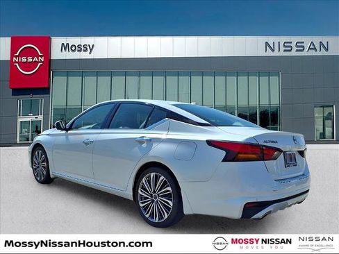 Certified 2023 Nissan Altima 2.5 SL image 5