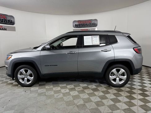 Used 2021 Jeep Compass Latitude FWD image 4