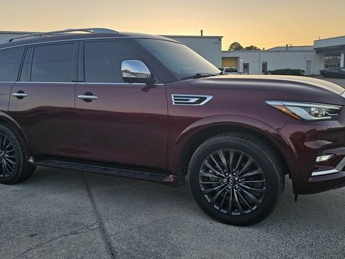 Used 2022 INFINITI QX80 Sensory w/ Cargo Package image 3