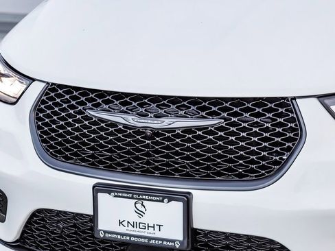 New 2026 Chrysler Pacifica Limited w/ S Appearance Package image 6