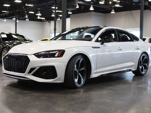 Used 2022 Audi RS 5 Sportback AWD/4WD image 3