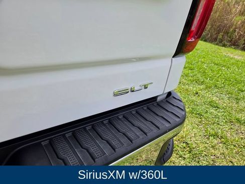 Used 2022 GMC Sierra 1500 SLT w/ SLT Premium Package AWD/4WD image 16