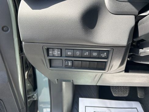 Used 2025 Toyota Tundra Limited image 6