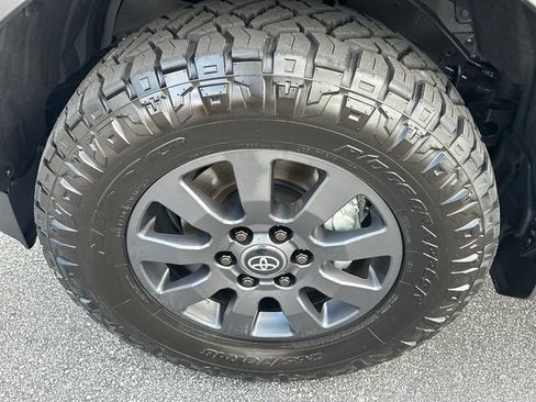 Used 2027 Toyota Land Cruiser AWD/4WD image 10