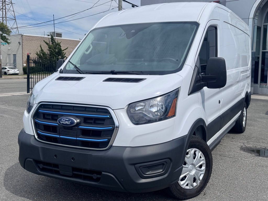 Used 2023 Ford E-Transit Medium Roof RWD image 3