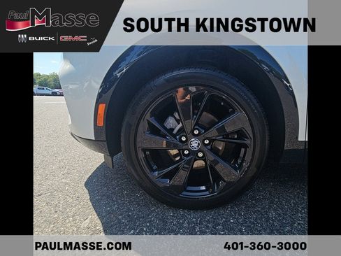 Used 2023 Buick Envision Essence w/ Sport Touring Package AWD/4WD image 8