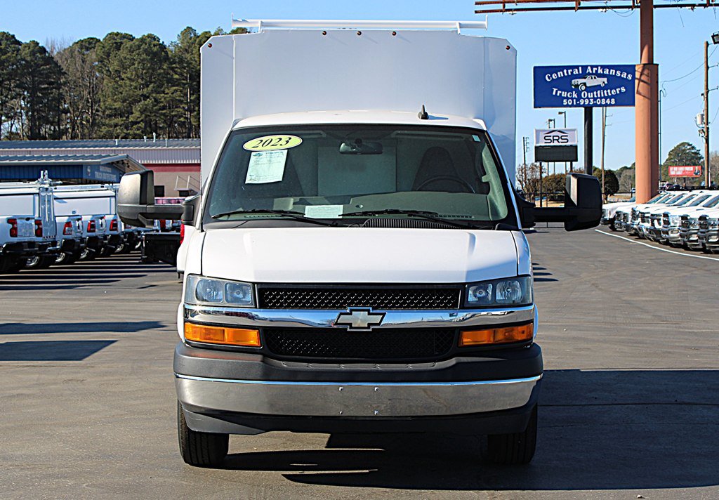 Used 2023 Chevrolet Express 3500 w/ Power Convenience Package RWD image 13