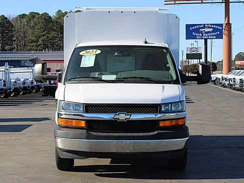 Used 2023 Chevrolet Express 3500 139WB ENCLOSED SERVICE VAN w/ Power Convenience Package image 13