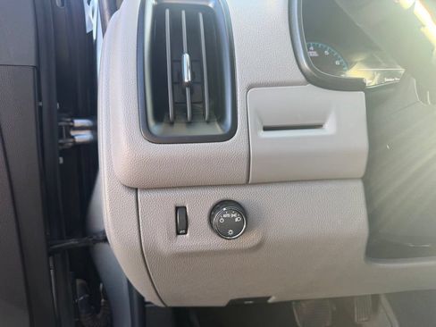 Used 2018 GMC Canyon W/T w/ Convenience Package RWD image 21