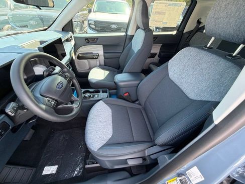 New 2026 Ford Maverick XLT FWD image 6