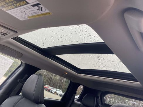 Used 2022 Mitsubishi Outlander SE image 18