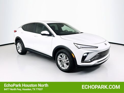 Used 2025 Buick Envista Preferred image 1