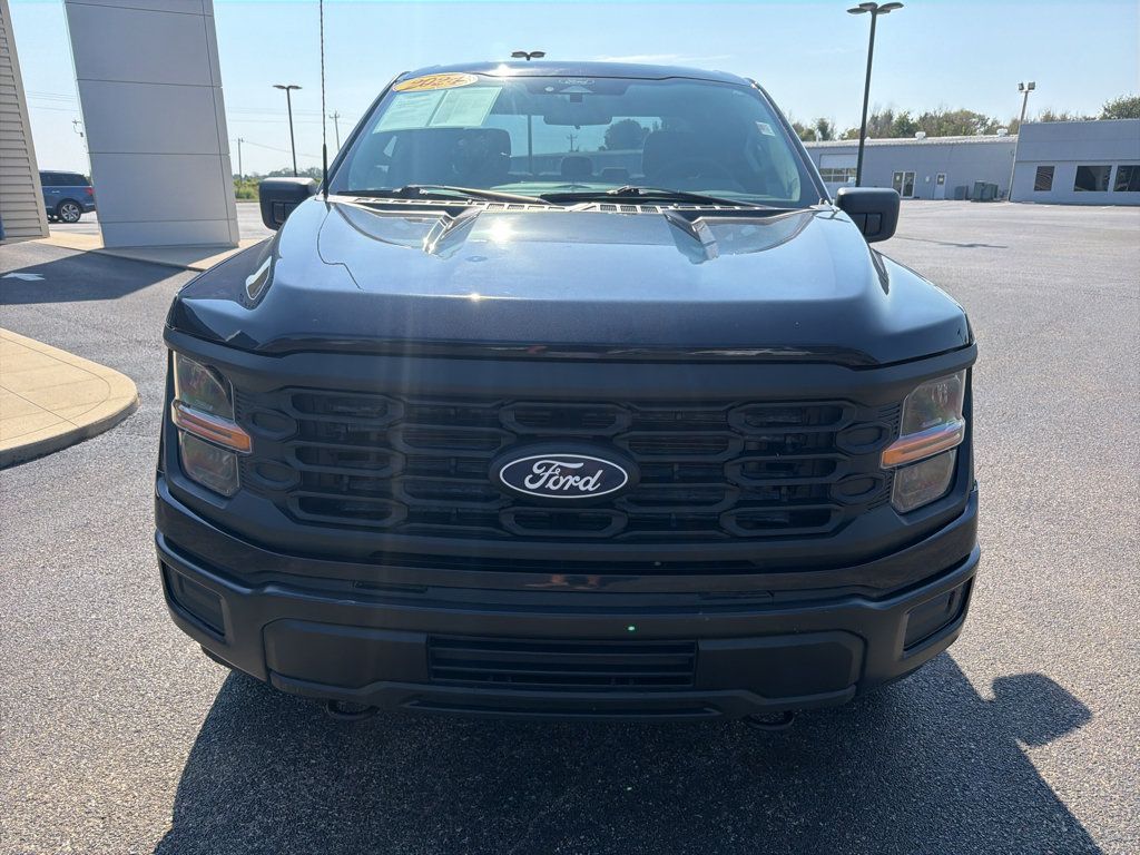Used 2024 Ford F150 XL AWD/4WD image 3