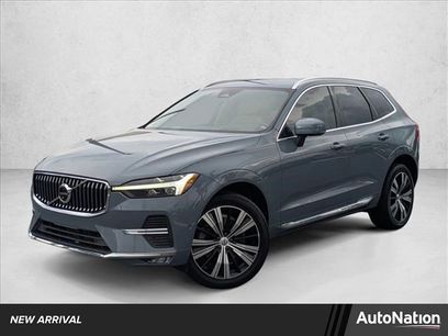 Used 2022 Volvo XC60 B6 Inscription w/ Advanced Package