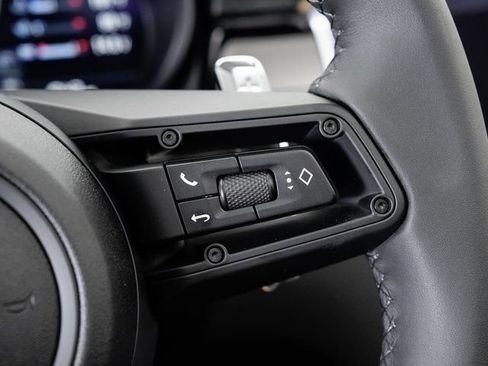 New 2025 Porsche Macan image 15